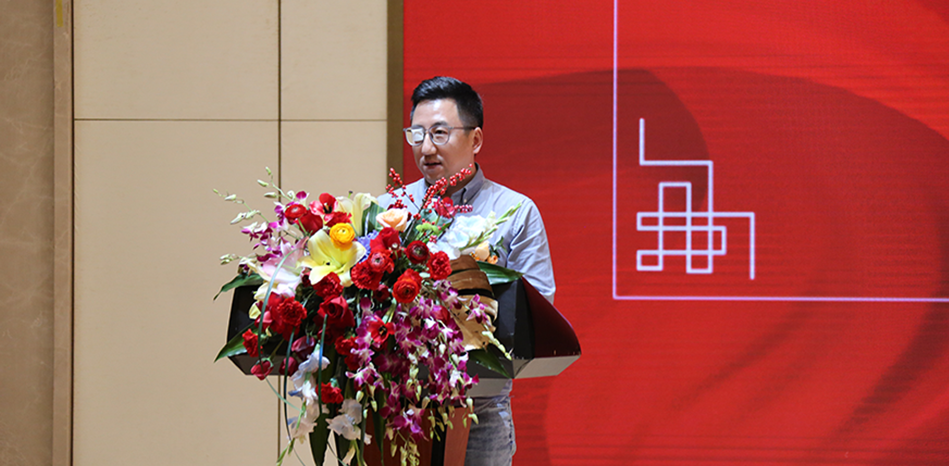 聚梦扬帆，共臻高远 | 星空体育2022迎新年会